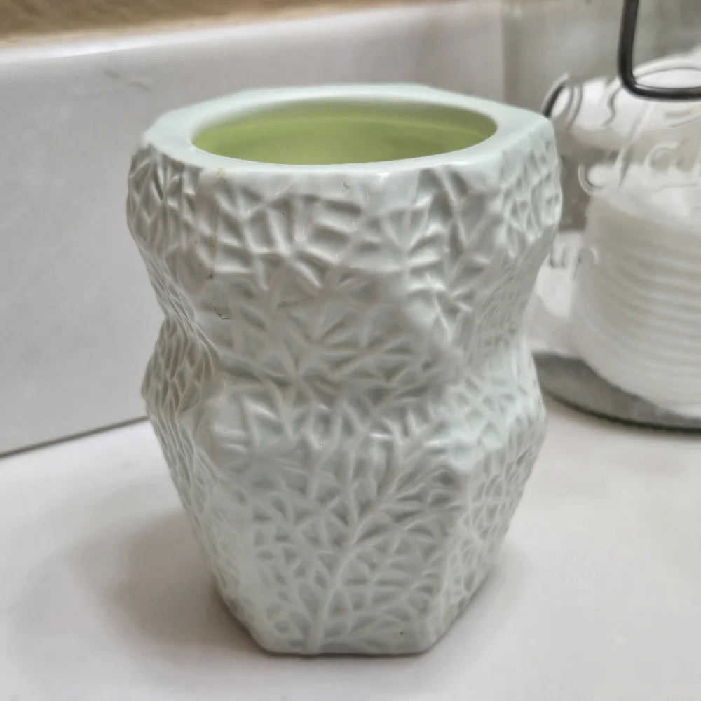 Anthropologie Seagrass & Cucumber Pastel Mint Green Candle